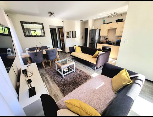 2 BEDROOM APARTMENT FOR SALE IN JACKAL CREEK GOLF ESTATE